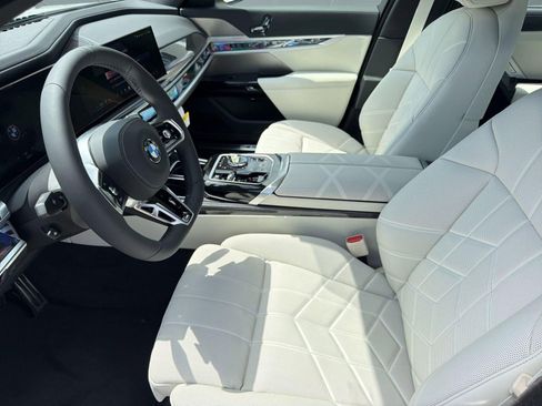 New 2026 BMW 760i xDrive w/ Executive Package AWD/4WD image 5