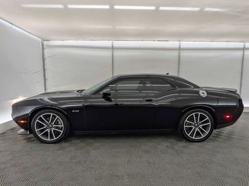 Used 2023 Dodge Challenger R/T image 3