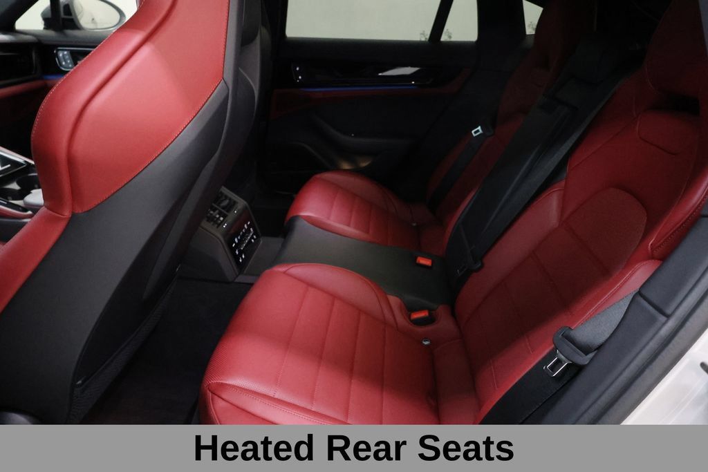 Used 2026 Porsche Panamera image 35
