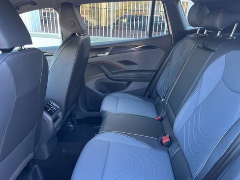 New 2026 Volkswagen Tiguan SE R-Line image 13