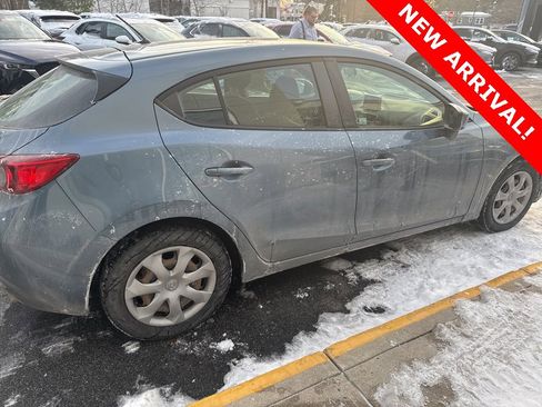 Used 2015 MAZDA MAZDA3 i Sport image 4