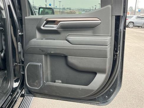 Used 2022 Chevrolet Silverado 1500 RST image 23