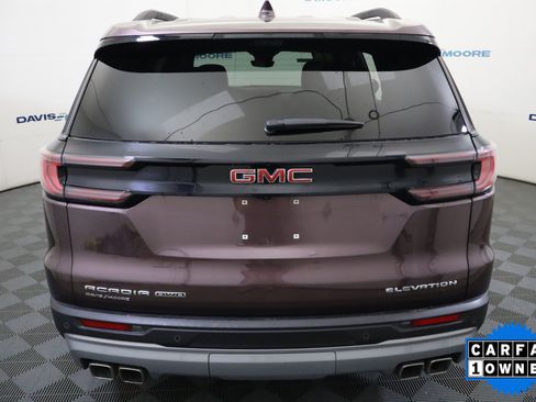 Used 2026 GMC Acadia Elevation w/ Elevation Premium Package AWD/4WD image 8