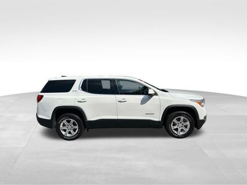 Used 2017 GMC Acadia SLE image 6