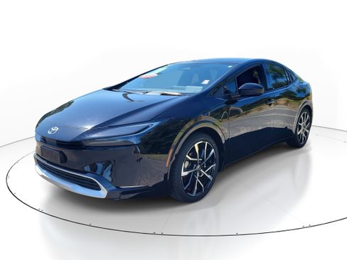 Certified 2024 Toyota Prius Prime image 3
