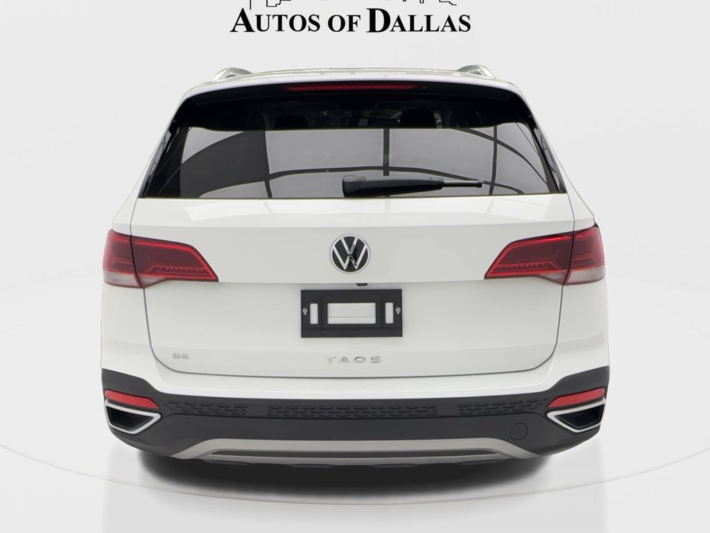 Used 2024 Volkswagen Taos SE FWD image 11
