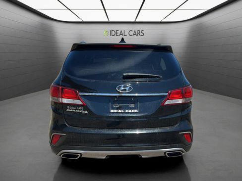 Used 2018 Hyundai Santa Fe SE FWD image 4
