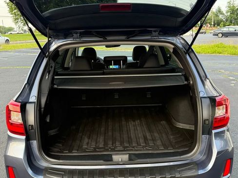 Used 2016 Subaru Outback 2.5i Limited AWD/4WD image 22