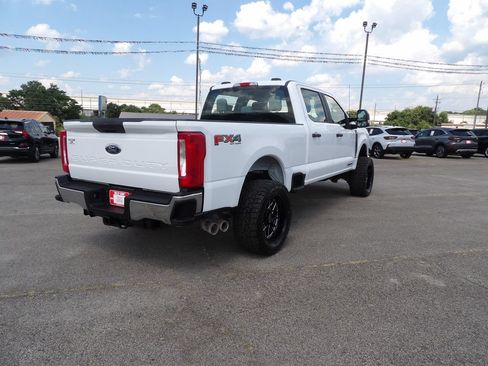 Used 2024 Ford F250 XL w/ FX4 Off-Road Package AWD/4WD image 8