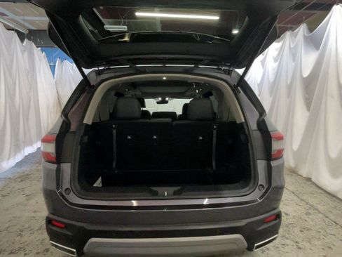 Used 2025 Honda Pilot Elite image 18