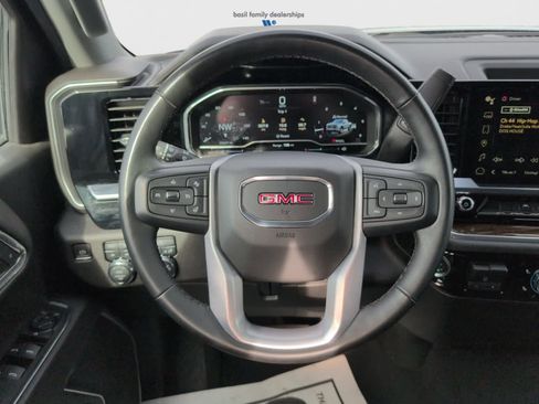 Used 2023 GMC Sierra 1500 Elevation AWD/4WD image 15