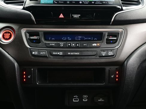 Used 2025 Honda Ridgeline TrailSport image 21