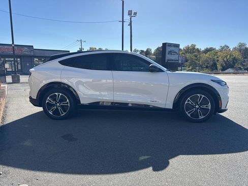 Used 2023 Ford Mustang Mach-E Premium image 10