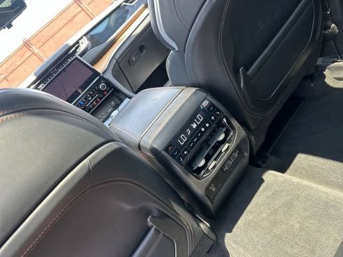 Used 2022 Jeep Grand Cherokee Summit AWD/4WD image 25