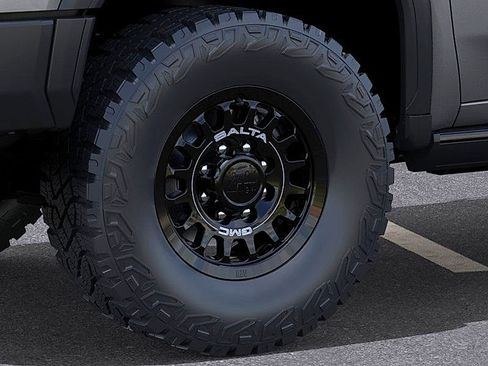 New 2025 GMC Sierra 2500 AT4X w/ AT4X AEV Edition image 9