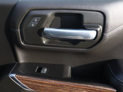 Used 2020 Chevrolet Silverado 1500 High Country w/ Technology Package image 26