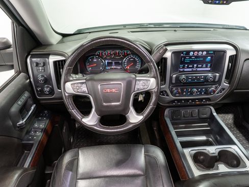 Used 2018 GMC Sierra 1500 SLT w/ SLT Premium Package AWD/4WD image 11