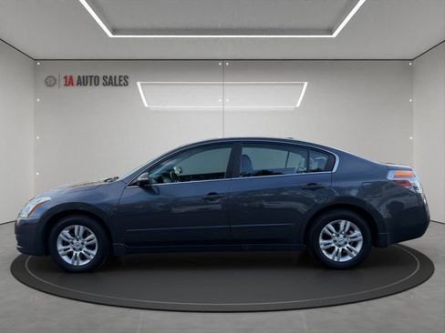 Used 2010 Nissan Altima 2.5 SL w/ SL Pkg image 2
