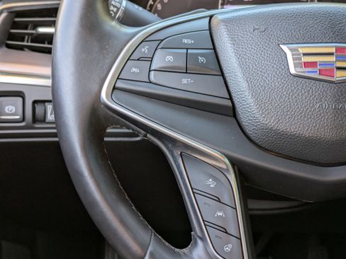 Used 2017 Cadillac XT5 Premium Luxury w/ Driver Assist Package image 22