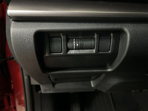 Certified 2025 Subaru Impreza 2.0i image 17