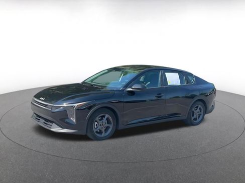 Used 2025 Kia K4 FWD image 8