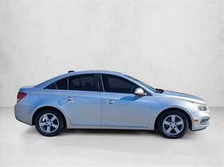 Used 2016 Chevrolet Cruze LT w/ Technology Package video 4