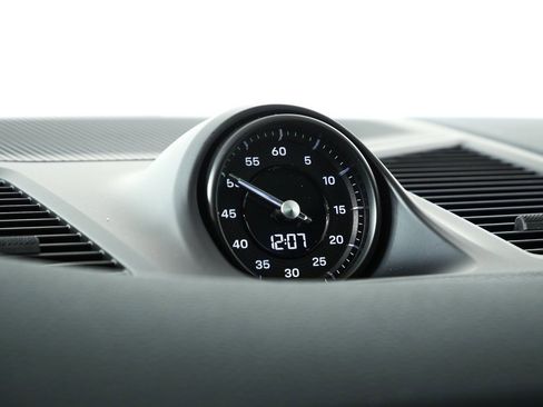 New 2026 Porsche Cayenne S image 17