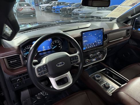 Used 2023 Ford Expedition Max Limited AWD/4WD image 19