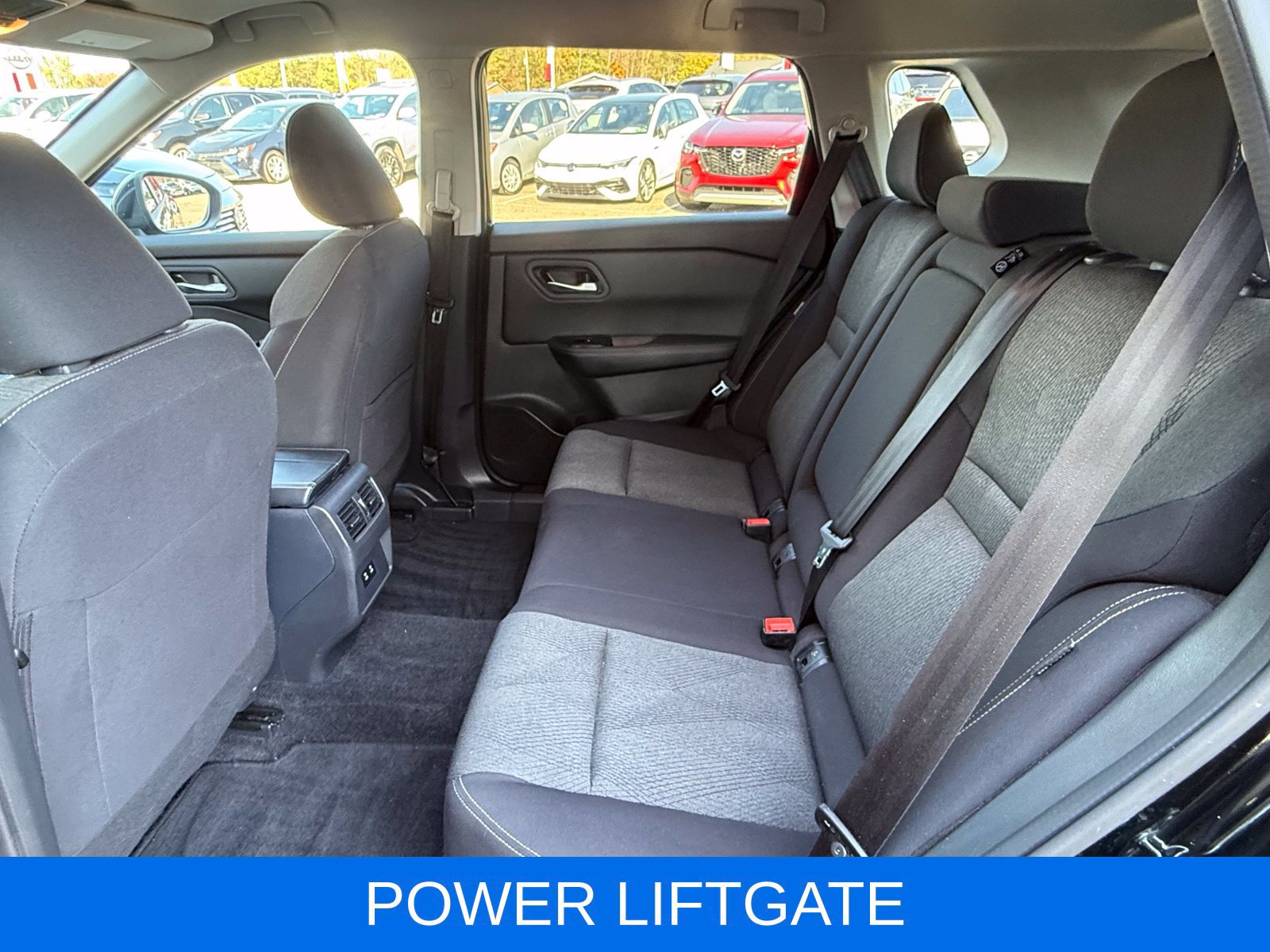 Used 2025 Nissan Rogue SV AWD/4WD image 18