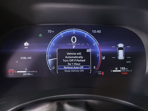 Used 2024 Toyota Highlander Limited FWD image 4