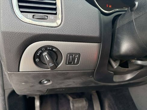 Used 2018 Dodge Durango GT image 23