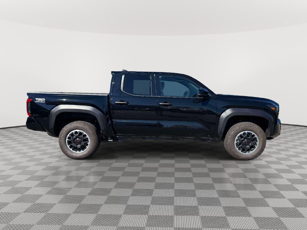 Used 2026 Toyota Tacoma TRD Off-Road AWD/4WD image 8