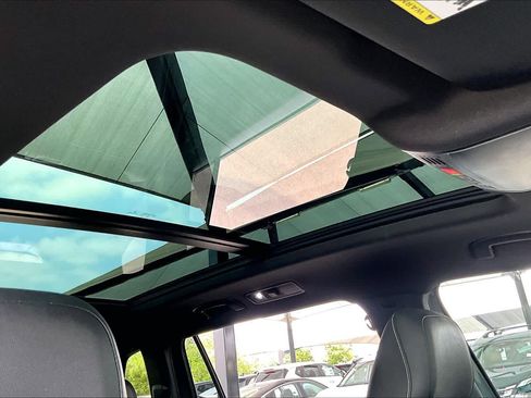 Used 2022 Volkswagen Tiguan SE R-Line AWD/4WD image 14