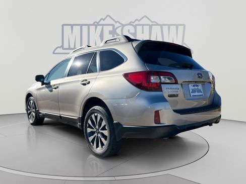 Used 2015 Subaru Outback 3.6R Limited AWD/4WD image 3