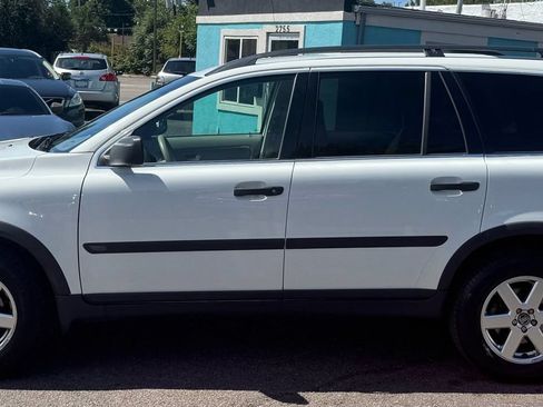 Used 2005 Volvo XC90 2.5T AWD/4WD image 5