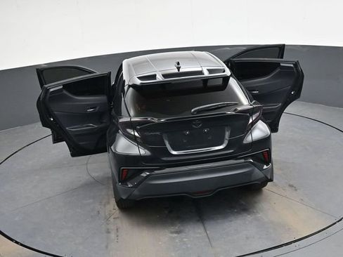 Used 2021 Toyota C-HR image 37