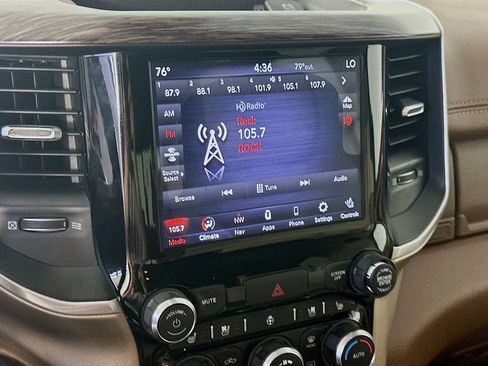 Used 2020 RAM 1500 Laramie image 17