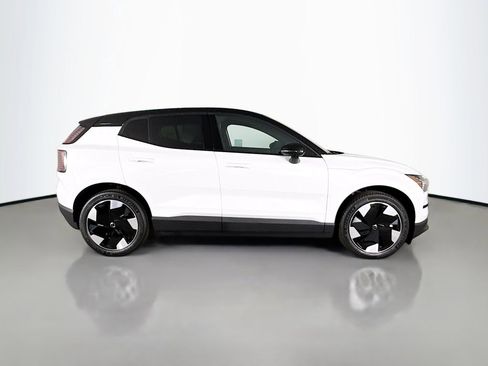 New 2026 Volvo EX30 Plus w/ Climate Package image 8