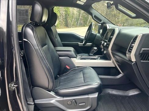 Used 2019 Ford F150 Lariat w/ Equipment Group 502A Luxury AWD/4WD image 29