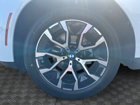 New 2026 BMW X3 xDrive30 w/ Premium Package image 9