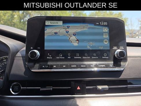 Used 2024 Mitsubishi Outlander SE Black Edition FWD image 29