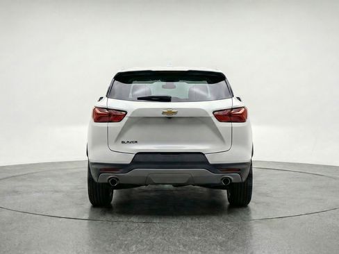 Used 2025 Chevrolet Blazer LT image 7