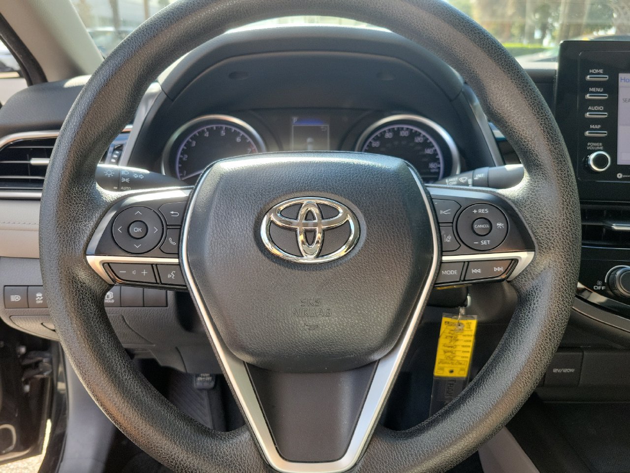 Used 2021 Toyota Camry LE FWD image 18