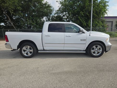 Used 2016 RAM 1500 Lone Star RWD image 2