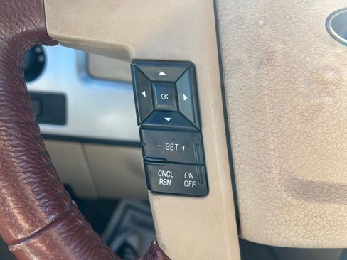 Used 2013 Ford F150 King Ranch w/ King Ranch Luxury Pkg image 20