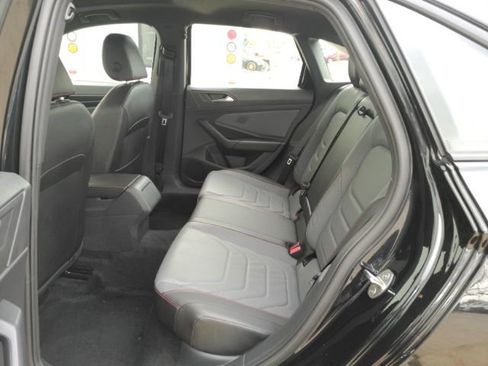 Used 2025 Volkswagen Jetta GLI Autobahn image 17