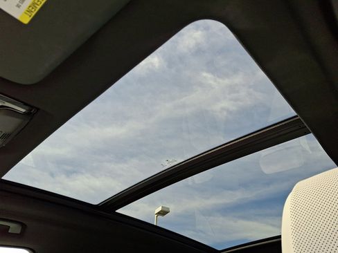 Certified 2024 BMW X5 xDrive40i w/ Premium Package image 14