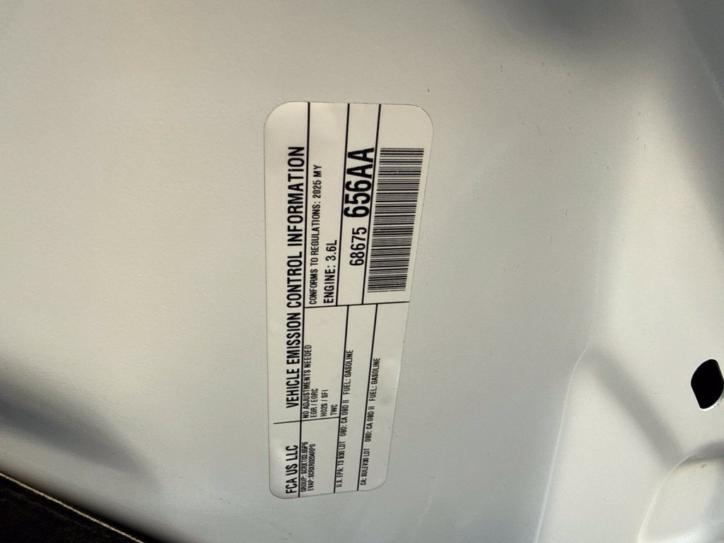 Used 2025 Dodge Durango GT AWD/4WD image 34