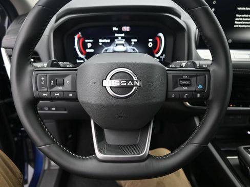 Used 2026 Nissan Rogue SL FWD image 13