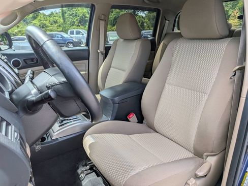 Used 2015 Toyota Tacoma 2WD Double Cab w/ SR5 Package image 11